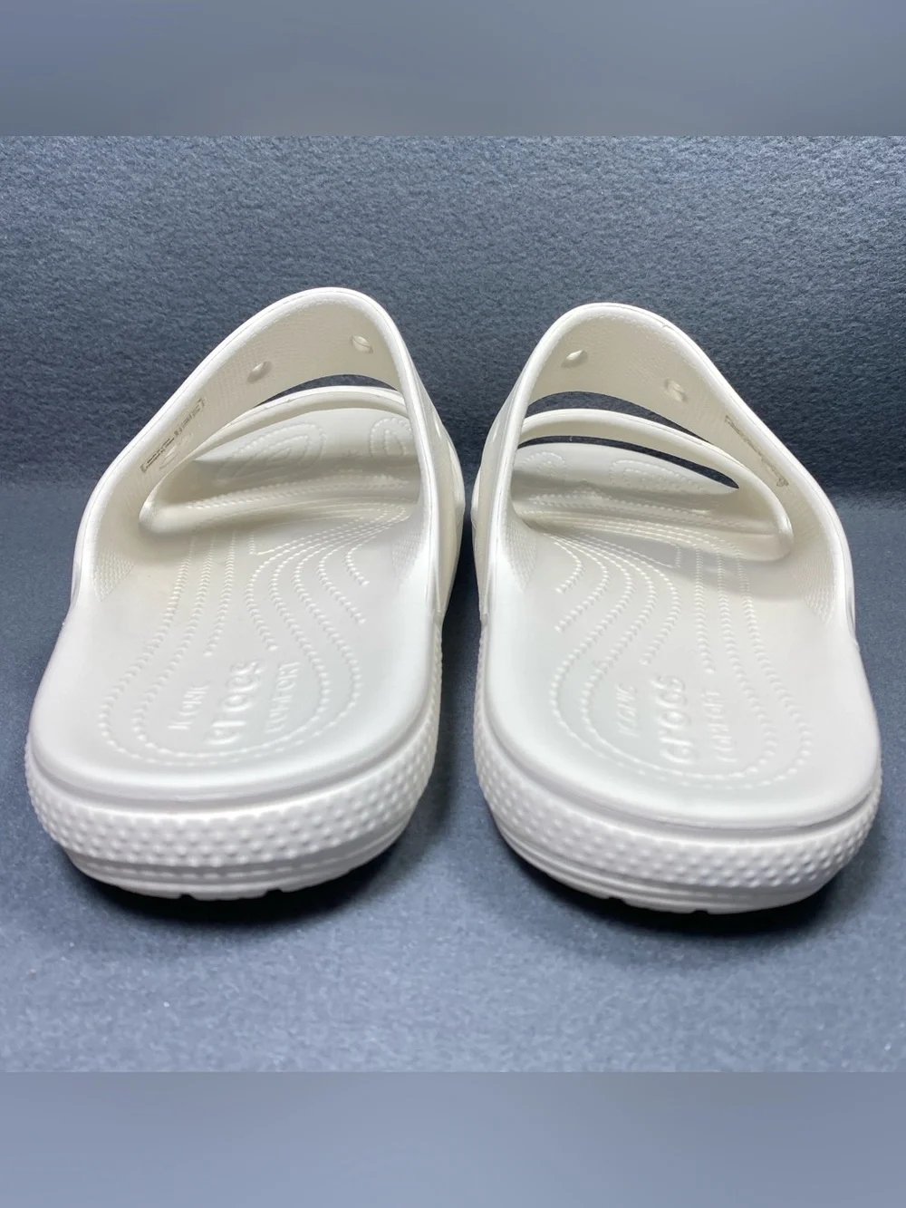 Crocs Open Toe Slides White with Removable Charms, Unisex -Men Sz 9, Women Sz 11